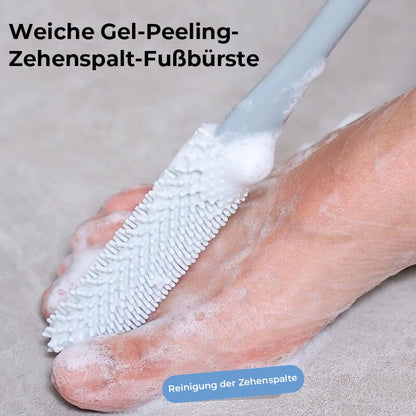 Toe gap cleaning brush