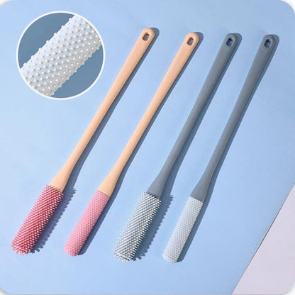 Toe gap cleaning brush