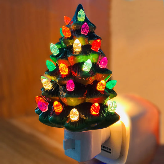 Nostalgische Keramik-Weihnachtsbaum-Nachtlampe